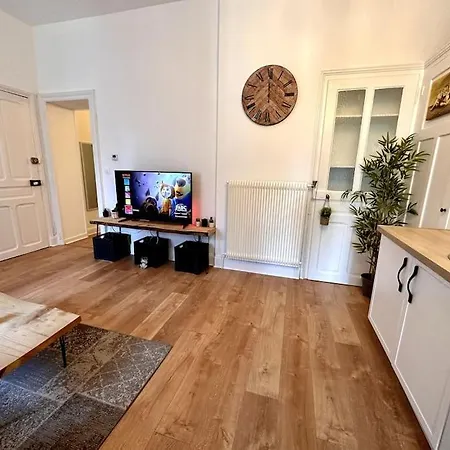 Nancy-place, A0 Grand Appartement, Jaccuzi, Et Exterieur Thermal Artem A 200m Nancy