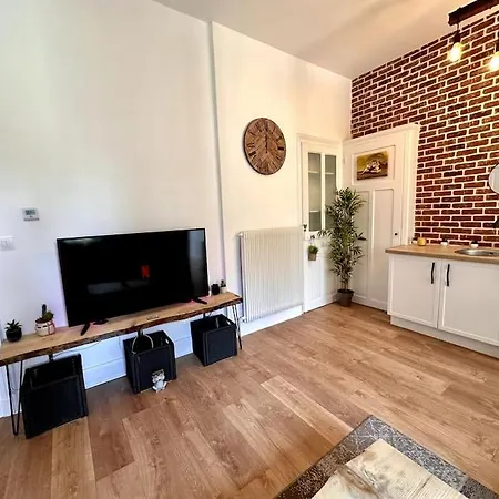 Apartment Nancy-place, A0 Grand Appartement, Jaccuzi, Et Exterieur Thermal Artem A 200m