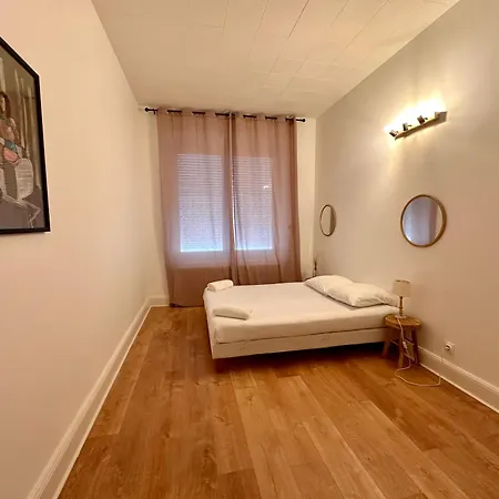 Nancy-place, A0 Grand Appartement, Jaccuzi, Et Exterieur Thermal Artem A 200m Nancy